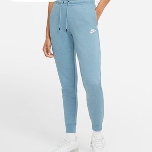 Nike Womens Sweats